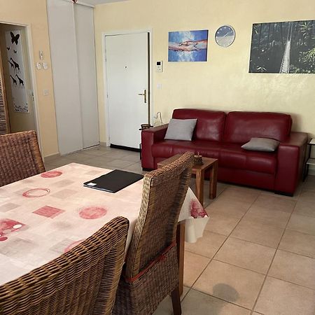 Saint-Raphael, Boulouris, F2 Dans Belle Residence 3 Piscines, Proche Bord De Mer Екстер'єр фото