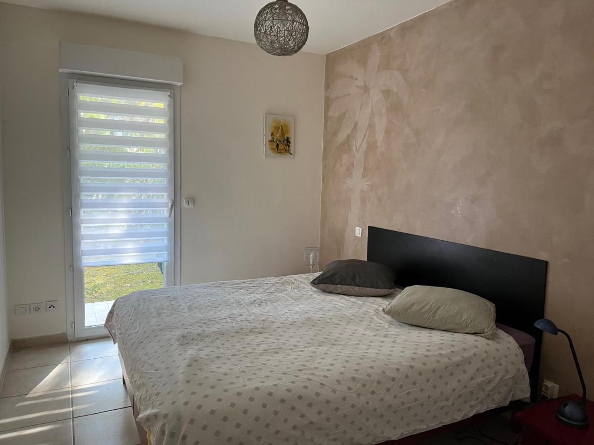 Saint-Raphael, Boulouris, F2 Dans Belle Residence 3 Piscines, Proche Bord De Mer Екстер'єр фото