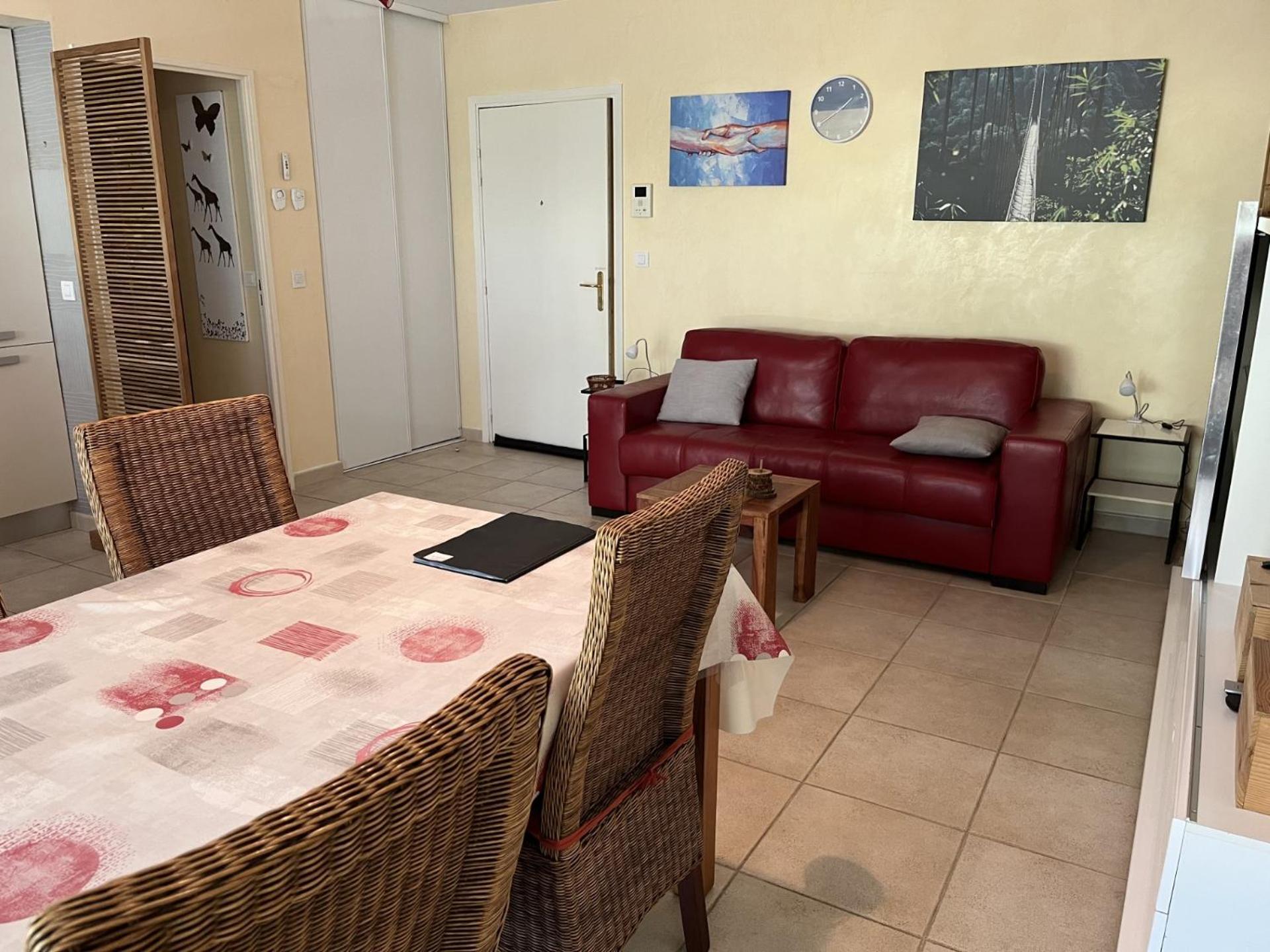 Saint-Raphael, Boulouris, F2 Dans Belle Residence 3 Piscines, Proche Bord De Mer Екстер'єр фото